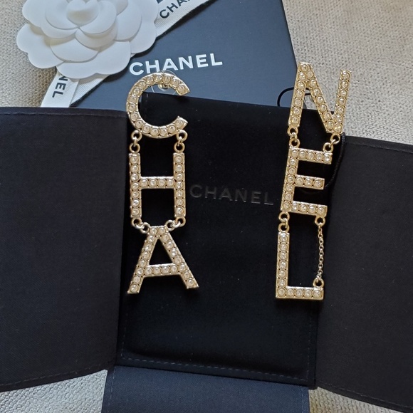 *SOLD*  CHANEL Crystal Letter Earrings - Picture 6 of 6